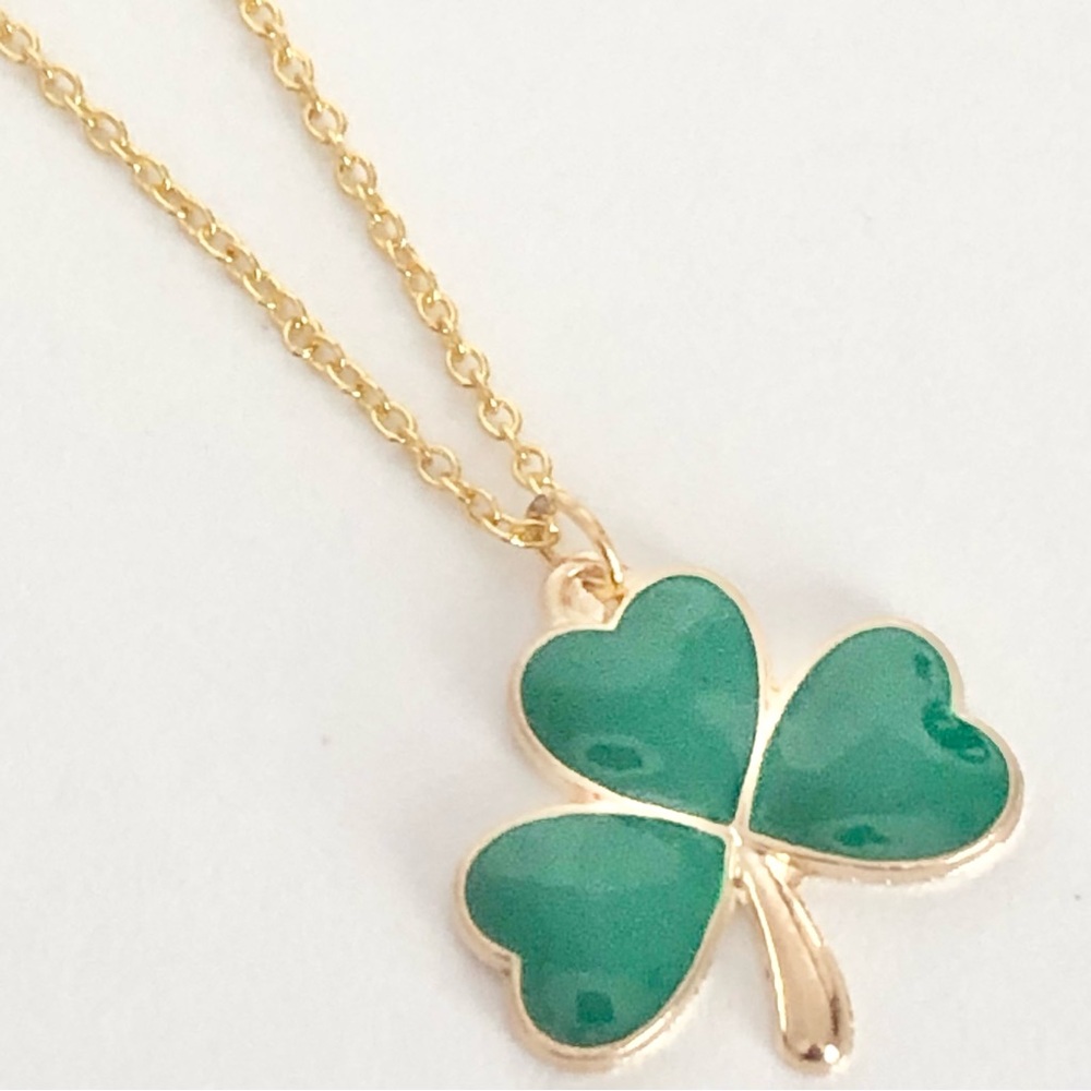 New Shamrock Clover Chain Necklace Lucky Enamel Charm St. Patrick’s Day Gifts